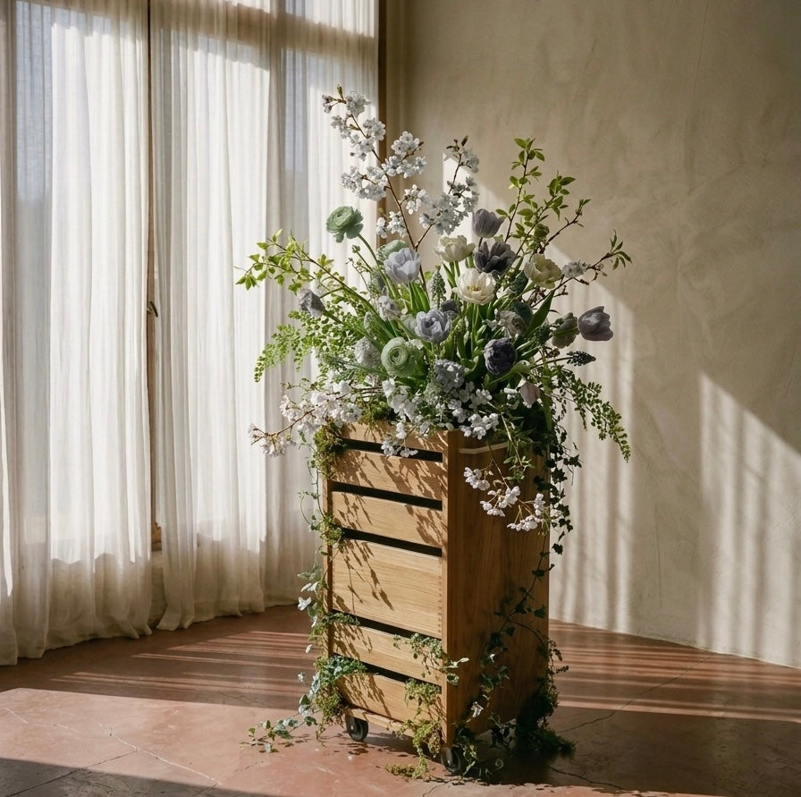 Rulle- og arbejdsbord i egetræ