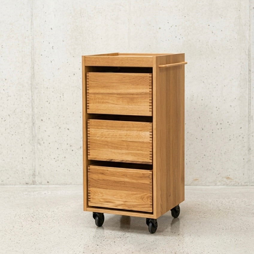 Rulle- og arbejdsbord i egetræ